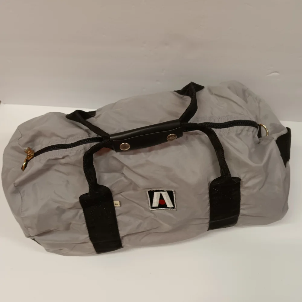 Academy Broadway basic duffle
